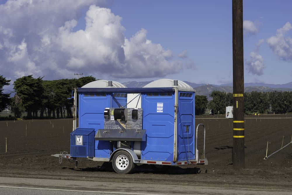 portable restroom trailers